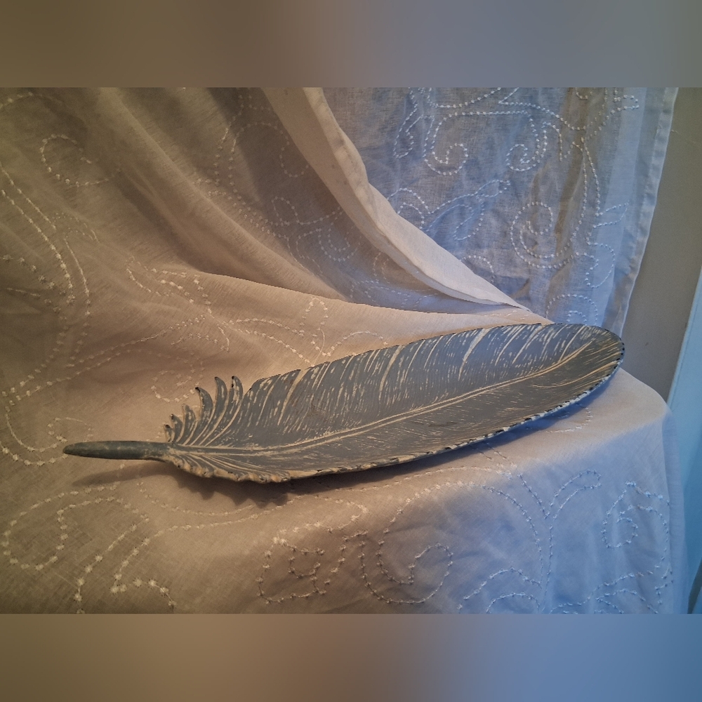 Blue Feather-Shaped Decorative Tray